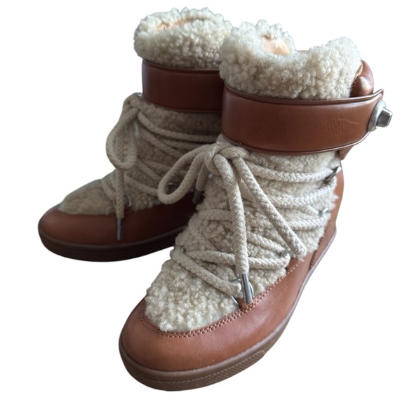 Chic Coach Monroe Shearling Lace-Up Boots - Picture 1 of 11